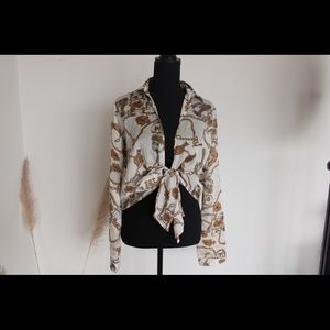 Chain blouse white and gold